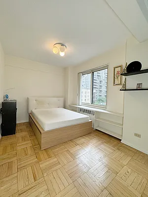 Rented by Corcoran | media 15