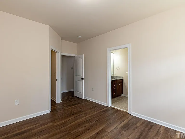 407 Daylin Dr — Photo 19