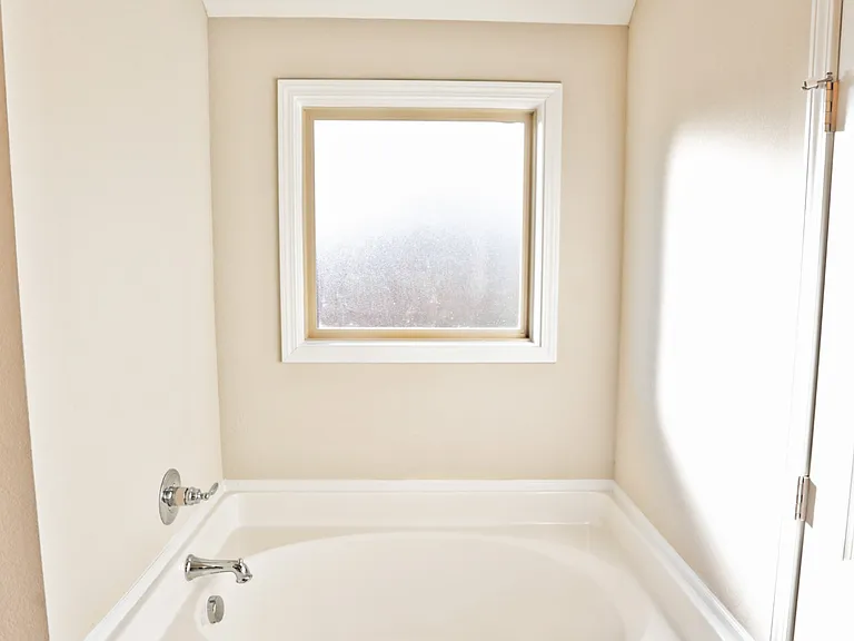 1076 Black Oak Cir — Photo 18