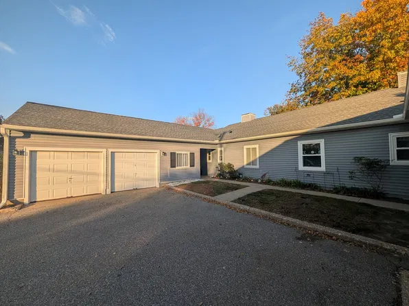 57 Applewood Dr, Chicopee, MA 01022