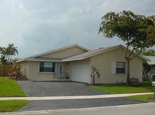 7685 NW 88th Way, Fort Lauderdale, FL 33321