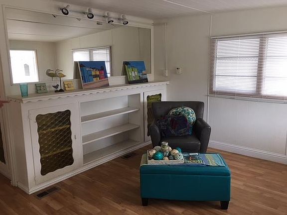 2nd image of 4300 Soquel Dr Spc 25