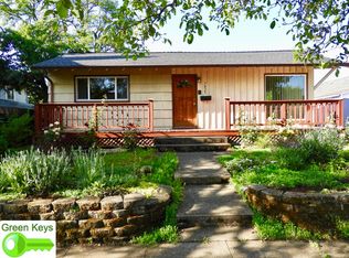 7025 N Ivanhoe St, Portland, OR 97203