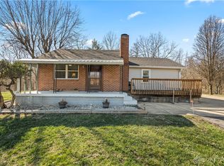 8341 Sagraves Dr, Vandalia, OH