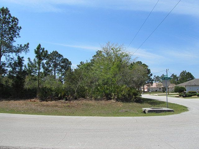 2nd image of 40 Prince John Ln