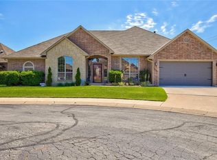 16500 Brewster Ln, Edmond, OK 73012