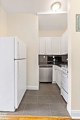 5th image of 534 E 88th St APT 4D