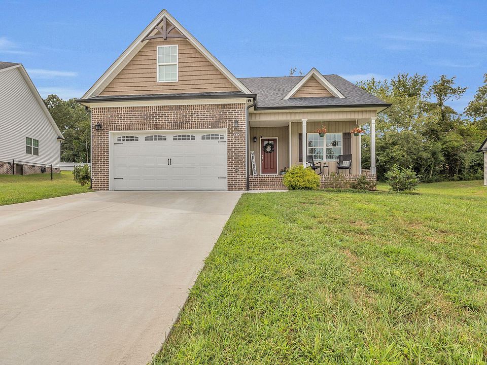 1st image of 214 Eastview Cove Dr