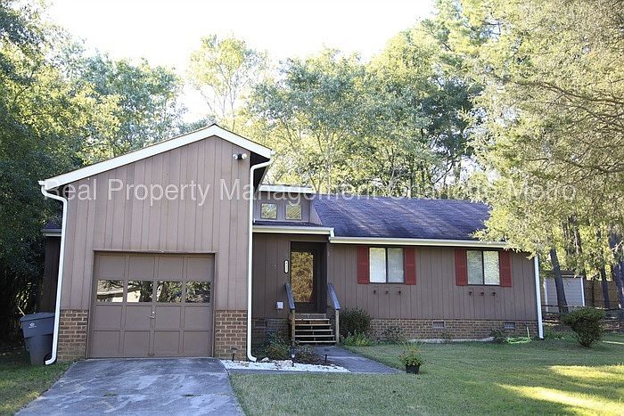 1st image of 8225 Park Vista Cres