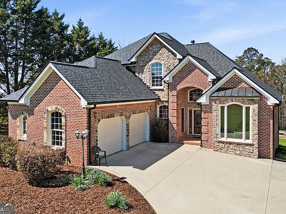 3rd image of 2235 Lower Burris Rd