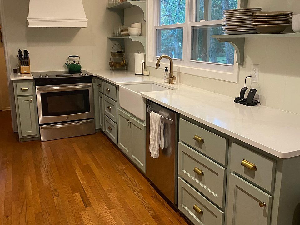 2nd image of 2532 Yorkmont Dr