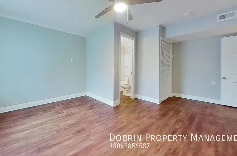 504 S Laurel St — Photo 13