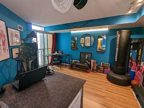 4th image of 313 Richmond St E #1A