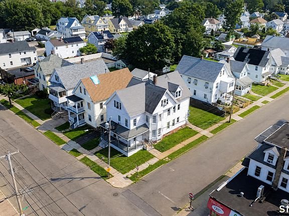 2nd image of 225 Campbell Avenue