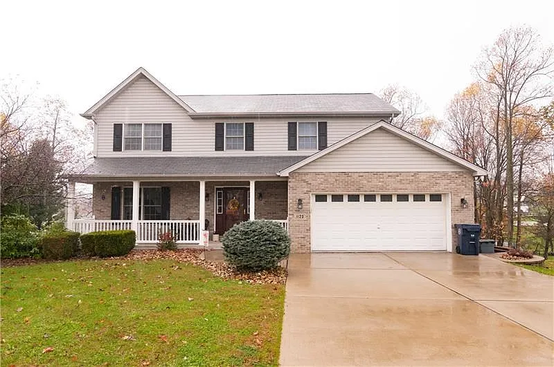 1120 Redoak Dr photo 1