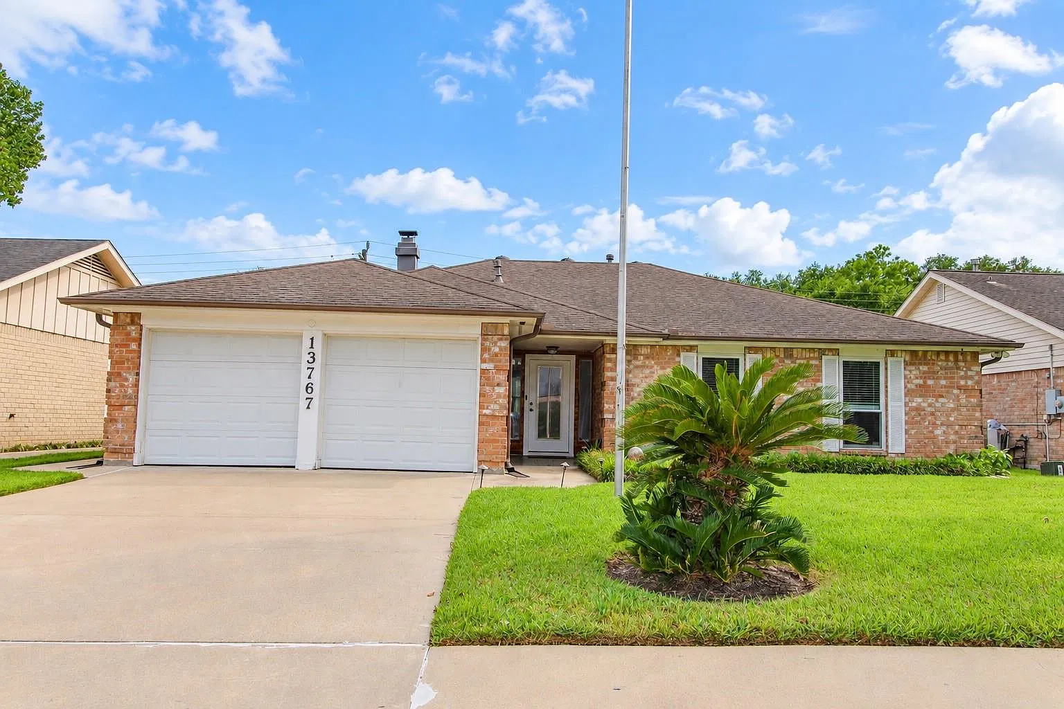3 bed, 2.0 bath, 1507 sqft, $2,600 — Photo 2