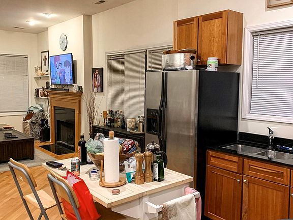 2nd image of 2510 N Southport Ave #2G