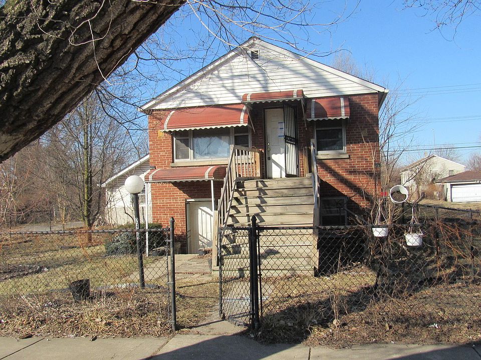 1st image of 2468 Johnson St