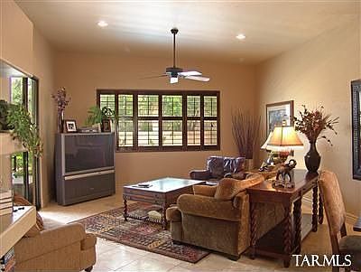Family room w/travertine floors throughout