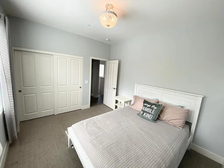 1063 1/2 Sea Glass Way — Photo 24