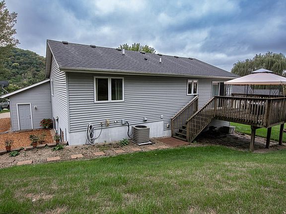5th image of 8540 Crocus Ln