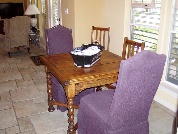 informal dining