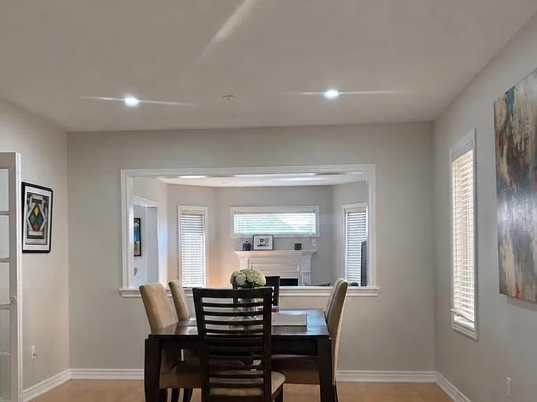910 Knotty Pine Grv — Photo 5