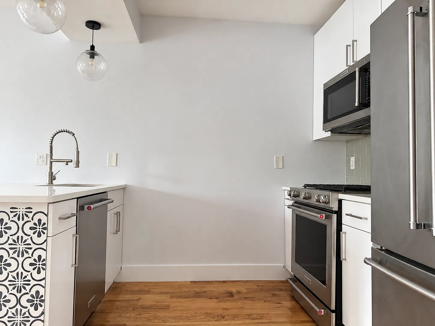 770 Lafayette Avenue — Photo 3