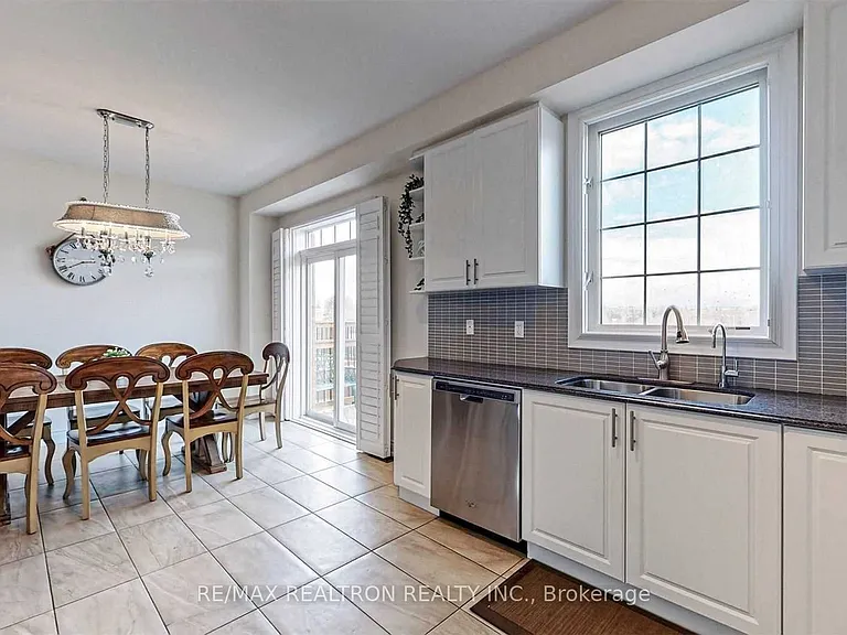 312 Ritas Ave — Photo 5