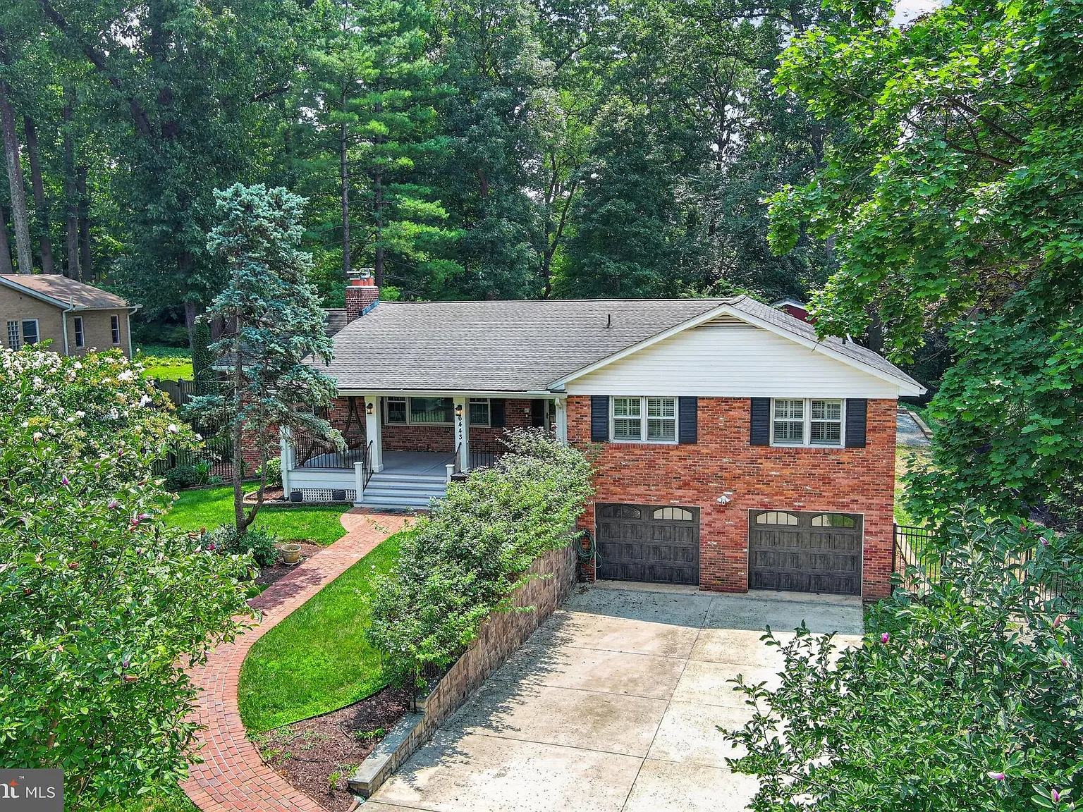 4 bed, 3.0 bath, 3423 sqft, $5,900 — Photo 1