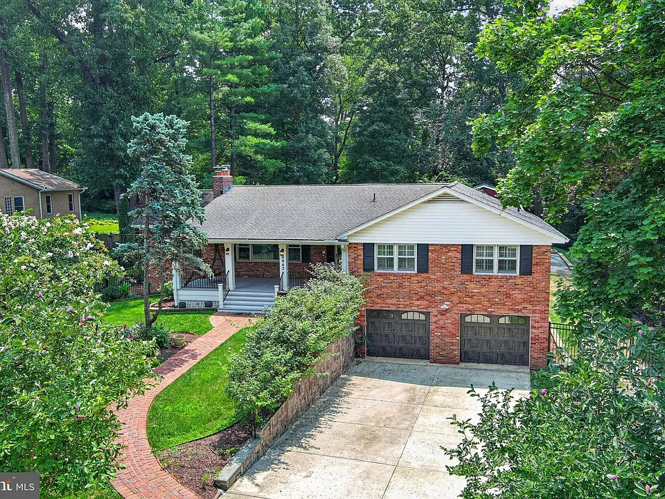 6443 Walters Woods Dr