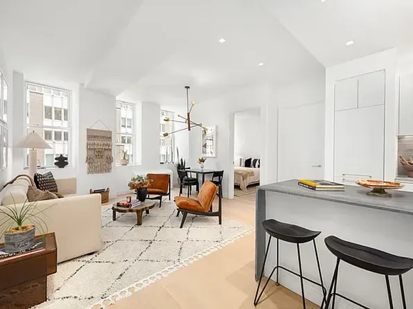 1 Wall St APT 2010, New York, NY 10005
