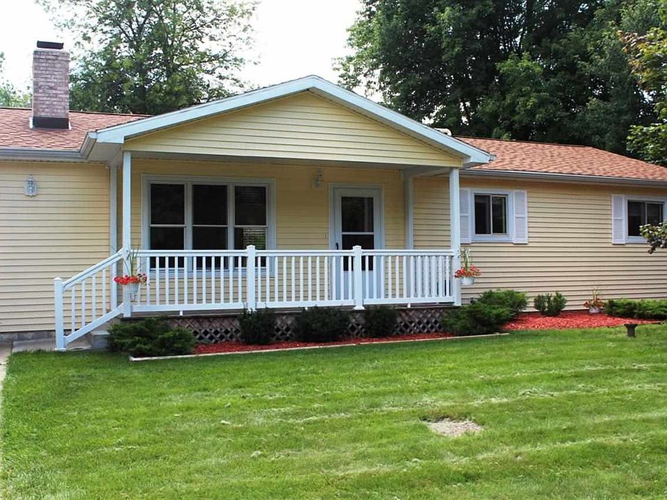 1st image of 2016 Mackenzie Ln