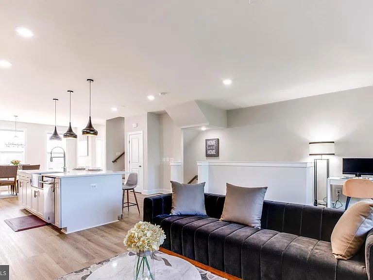 2631 Velocity Rd — Photo 15