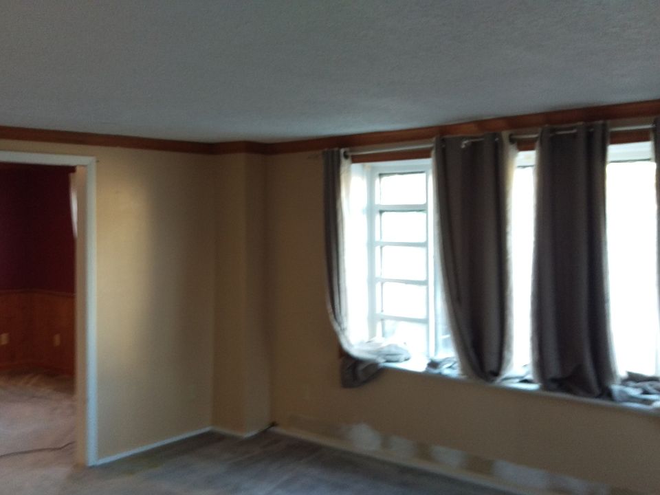 2nd image of 271 Ward St APT 1