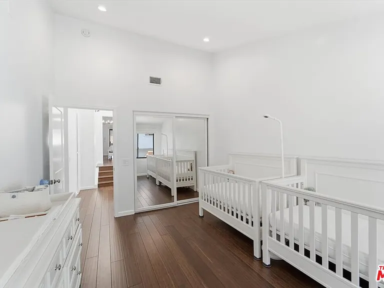 1544 Michael Ln — Photo 24