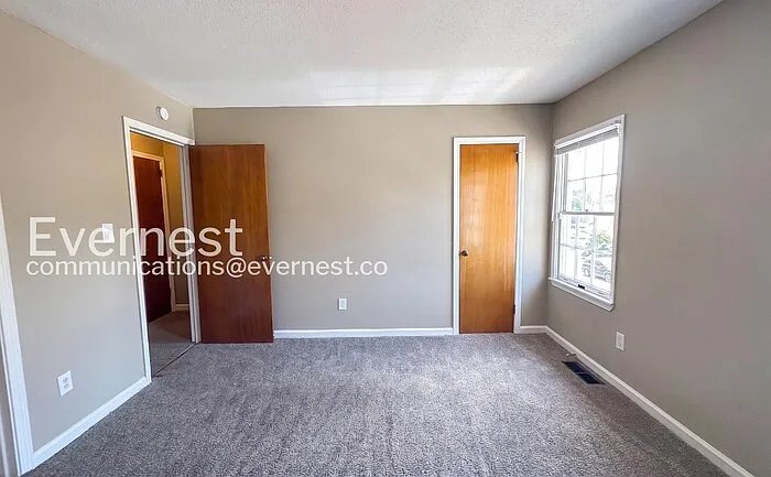 387 Jamestown Manor Dr — Photo 14