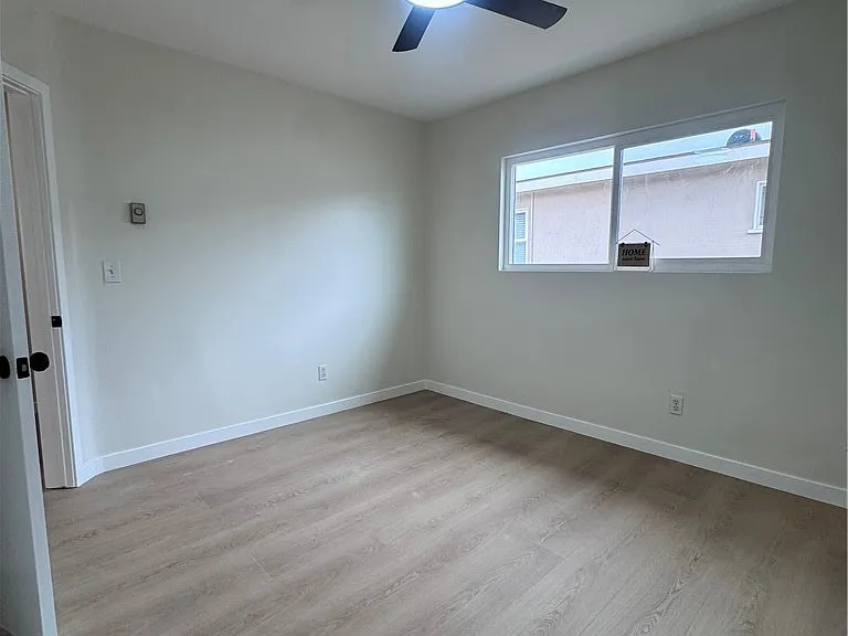 2615 Curtis Ave #B — Photo 38
