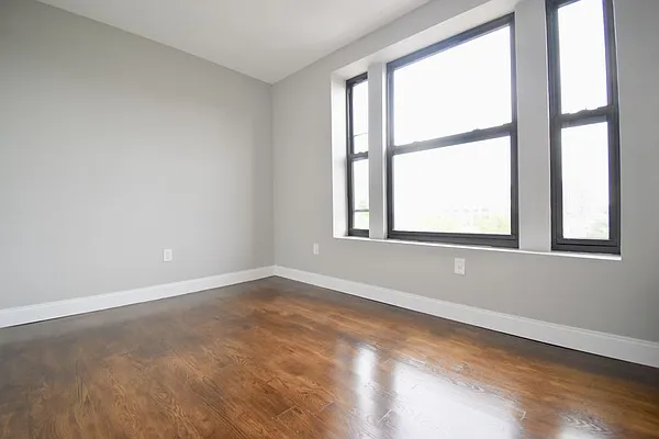Rented by Skyward | media 9