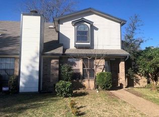 4448 Hulen Cir W, Fort Worth, TX 76133