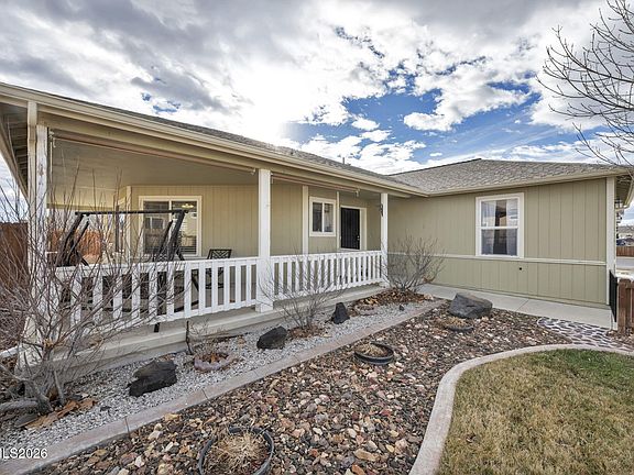 4th image of 806 Karry Way