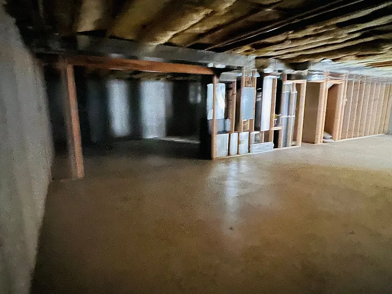 925 S 7450 E — Photo 28