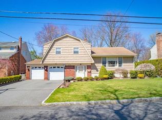 140 Lenox Ave, Dumont, NJ 07628