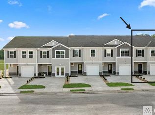 728 Big Bend Ct, White House, TN 37188
