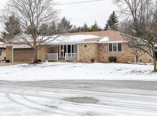 643 Lankamp St NW, Grand Rapids, MI 49544