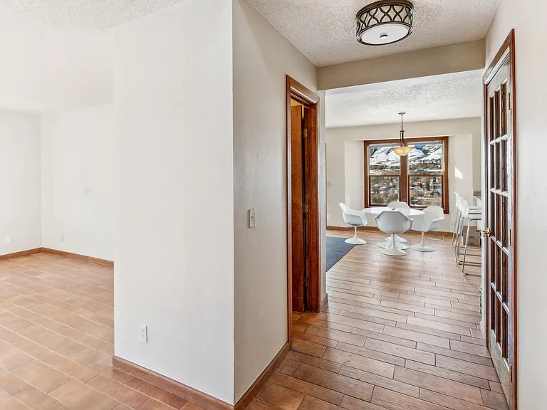 1718 Belvedere Dr — Photo 6