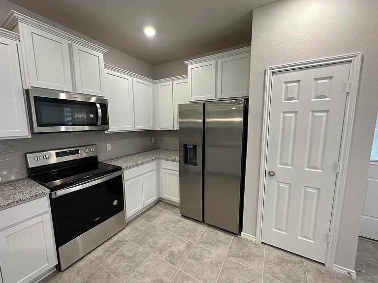 8929 Alabama Ave — Photo 20