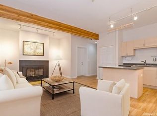 2435 N Albany Ave APT 4, Chicago, IL 60647