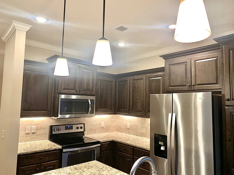 Mansions At Canyon Creek Apartments — Photo 68
