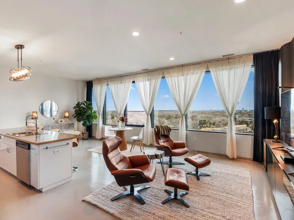 5601 Smetana Dr Unit 1012, Minnetonka, MN 55343